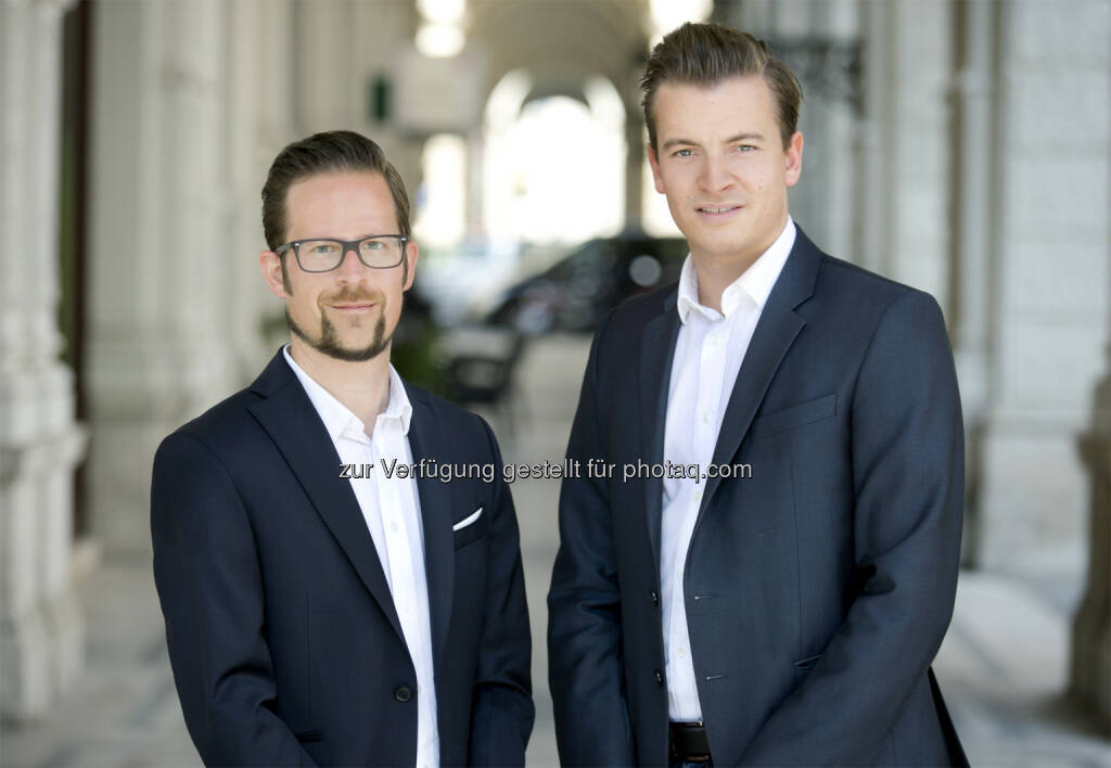 Jochen Prüller, Jim Lefebre : Jochen Prüller wird ab 1. Juli neuer ÖVP-Pressesprecher, Jim Lefebre Pressesprecher-Stellvertreter im neuen Kommunikationsteam unter Peter McDonald : Fotocredit: ÖVP/Jakob Glaser, © Aussender (27.06.2016) 