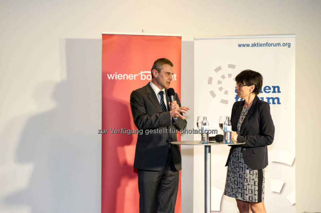 Heinrich Schaller, Beatrix Exinger, mehr Bilder vom 27. FCC unter http://www.wienerborse.at/service/events/financial-community-club-16042013.html, © FCC (18.04.2013) 