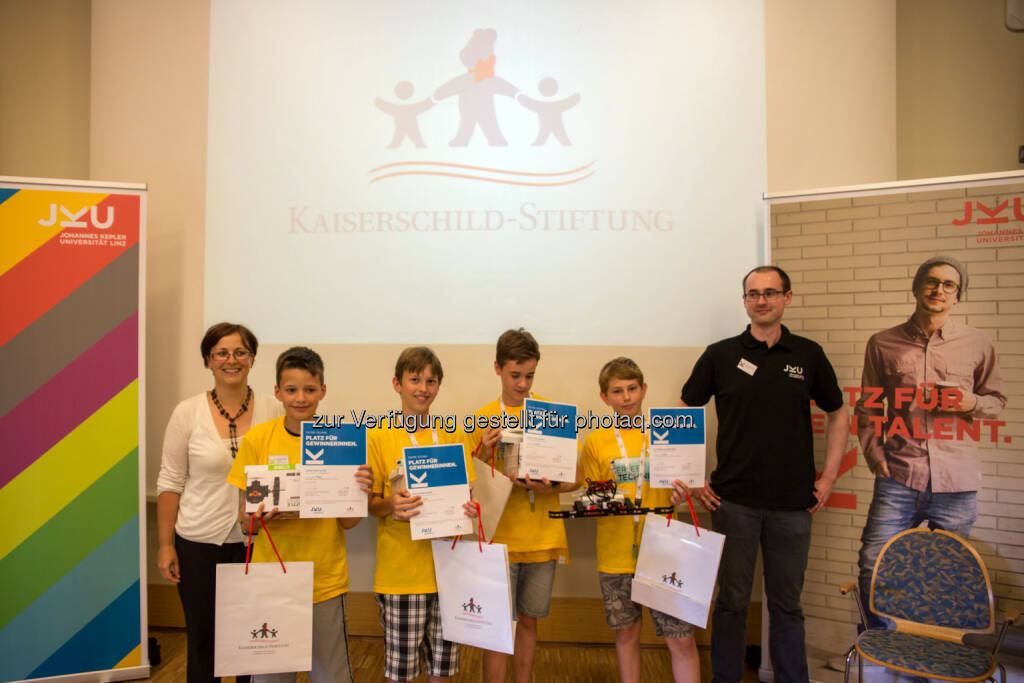 Team Terminal 1 vom Europagymnasium Auhof (Gewinner 1. Platz) : Erlebe Technik 2016 : Roboterbauspaß für Schüler an der JKU : Fotocredit: JKU, © Aussendung (01.07.2016) 