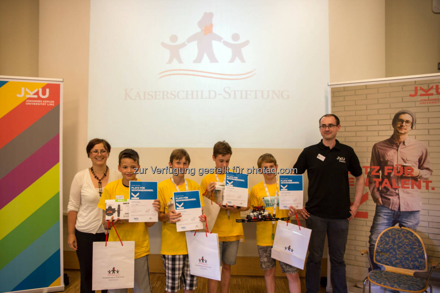 Team Terminal 1 vom Europagymnasium Auhof (Gewinner 1. Platz) : Erlebe Technik 2016 : Roboterbauspaß für Schüler an der JKU : Fotocredit: JKU