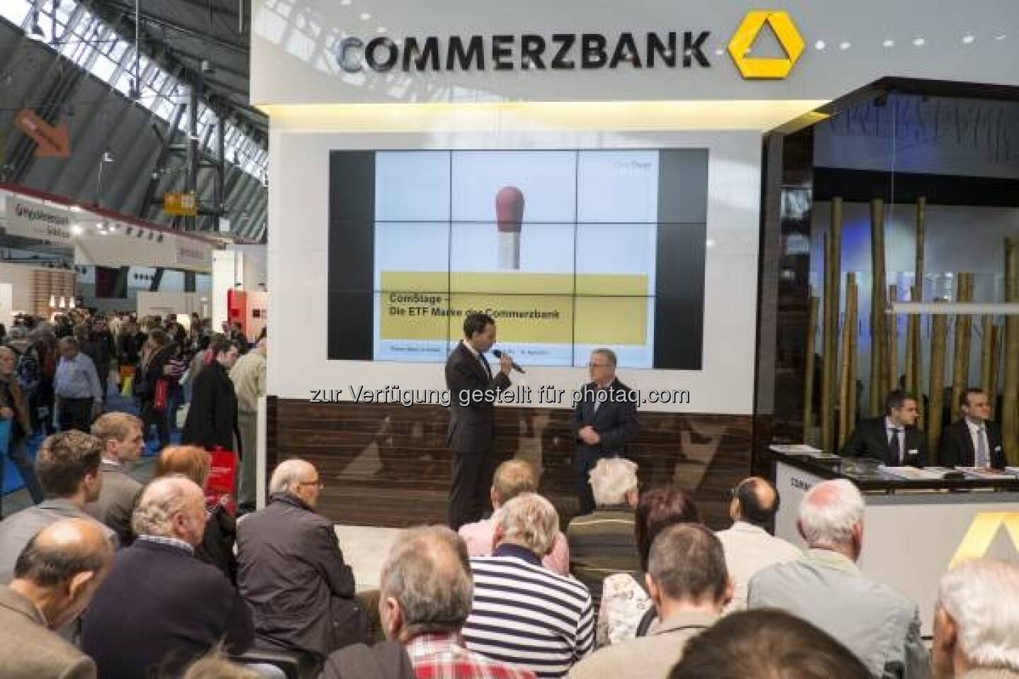 Commerzbank, Invest 2013 in Stuttgart - http://www.messe-stuttgart.de/invest/