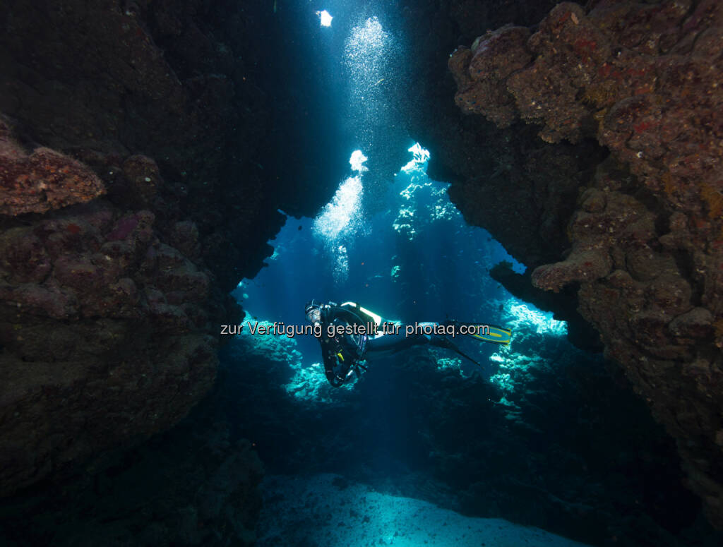 Unter Wasser http://www.underwaterphotography.at, http://www.juliamelcher.com ,  http://www.mapics.at , © Martin Aigner (20.04.2013) 
