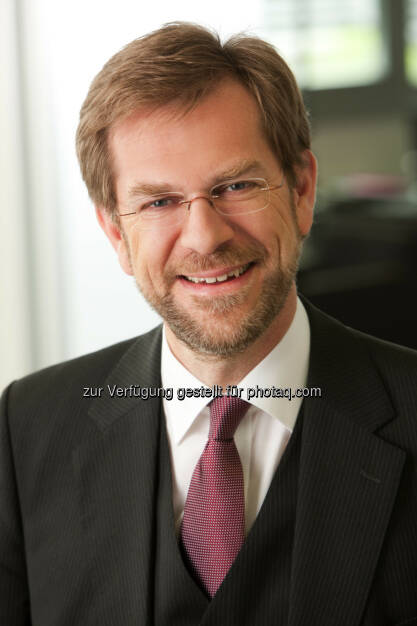 Andreas Zakostelsky, Obmann des Fachverbandes der Pensionskassen : Pensionskassen: Neutrales Ergebnis im Halbjahr trotz massiver Turbulenzen am Markt gehalten : Fotocredit: WKO/Fachverband der Pensionskassen, © Aussender (12.07.2016) 