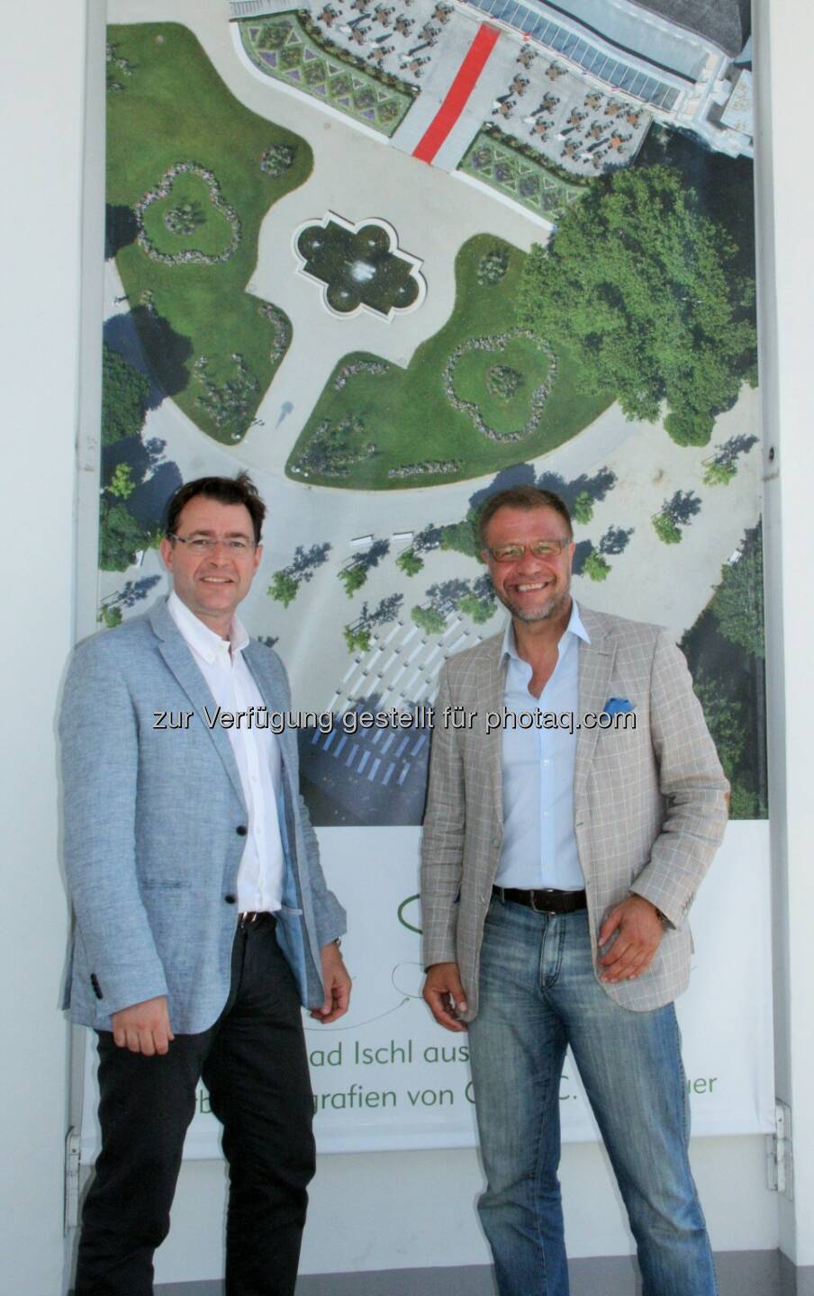 Edwin Gruber (Obmann), Robert Herzog (Tourismusdirektor) : Tourismusverband Bad Ischl - ausgeglichene Abschlussbilanz 2015 - touristische Erfolgsbilanz der letzten 5 Jahre : Fotocredit: www.badischl.at