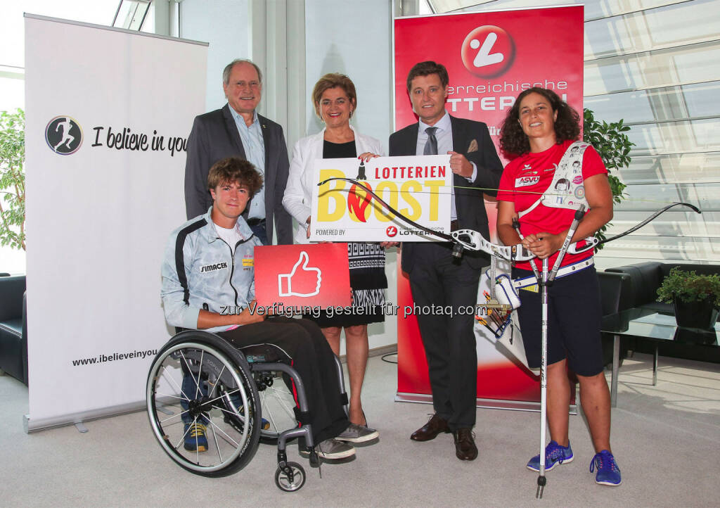 Peter Mennel (ÖOC-Generalsekretär), Bettina Glatz-Kremsner (Vorstandsdirektorin), Harald Bauer (Sporthilfe-GF) mit Sportlern : Turbo für den Sport: I believe in you zündet Lotterien-Boost : Die Österreichischen Lotterien sind neuer Partner von „I believe in you“ : Fotocredit © IBIY/GEPA Pictures, © Aussendung (15.07.2016) 