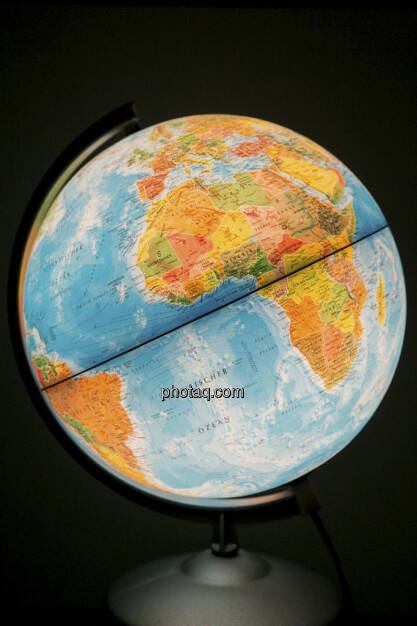 Globus, hoch, © Martina Draper (21.04.2013) 