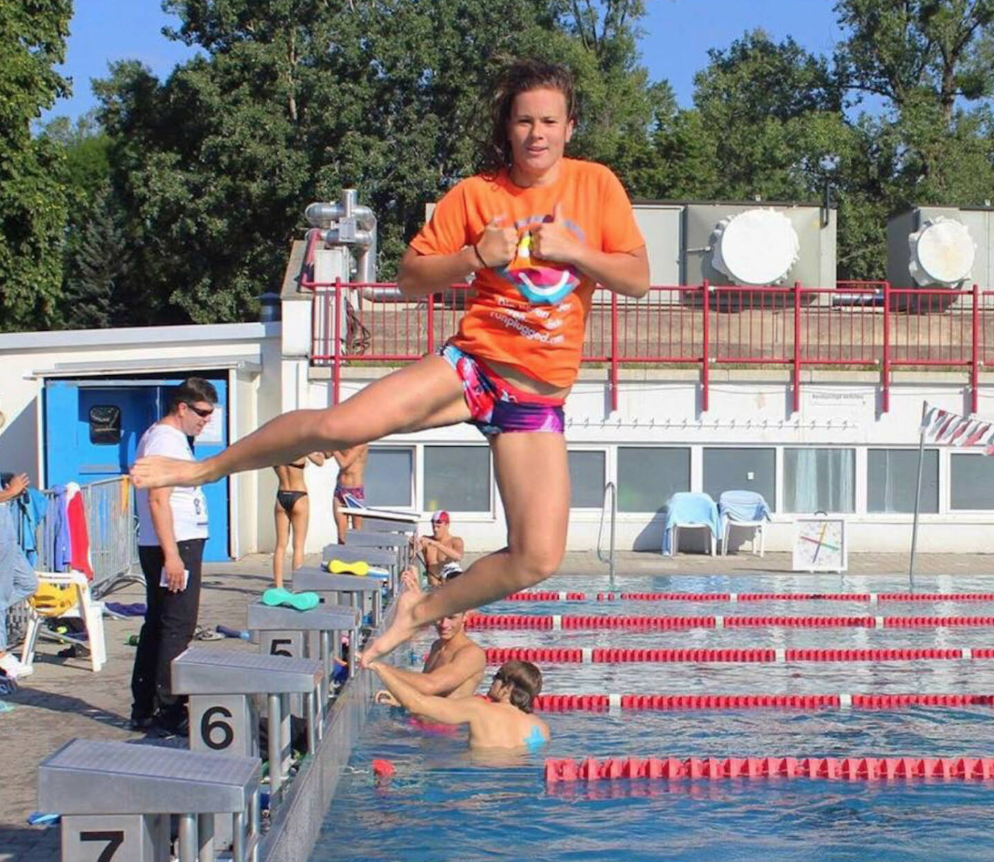 Yes Jump Tanja Stroschneider We Love Laufkundschaft Shirt by Runplugged.com