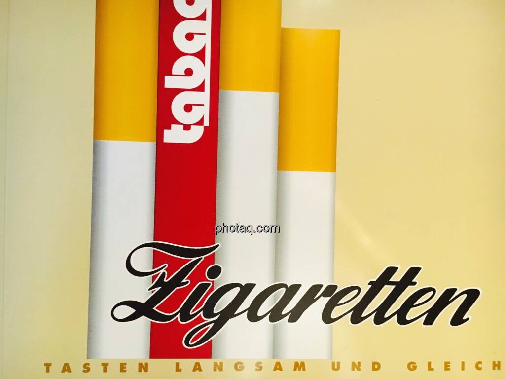 Zigaretten, Automat, © Josef Chladek/photaq.com (25.07.2016) 