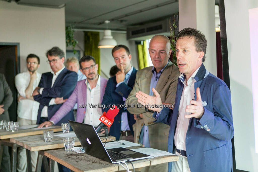 Stefan Pierer (CEO KTM Industries), Roman Sindelar, Stefan Schnöll, Alex Vogel, Philip Rusch, © Martina Draper (27.07.2016) 