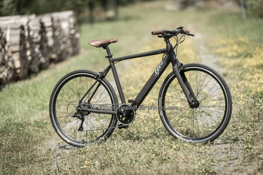 Geero E-Bike „Vintage Vinyl Black“ : Niceshops steigt in E-Bike-Markt ein : “Geero” wurde gemeinsam mit dem steirischen Unternehmen bikee entwickelt : Fotocredit: Niceshops GmbH/Werner Krug,2015 www.derkrug.at, © Aussendung (02.08.2016) 