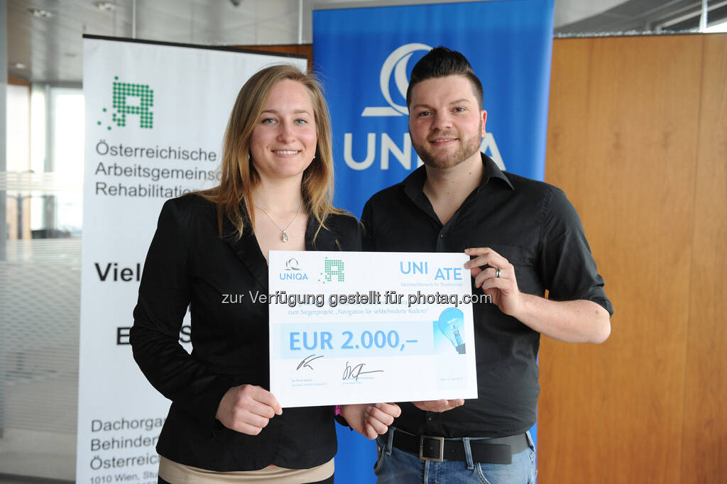 Sieger des Projekts Navigation für sehbehinderten Ruderer: Michaela Kury und Christof Vavra (FH Technikum Wien), © UNIQA Group / Communication  (23.04.2013) 