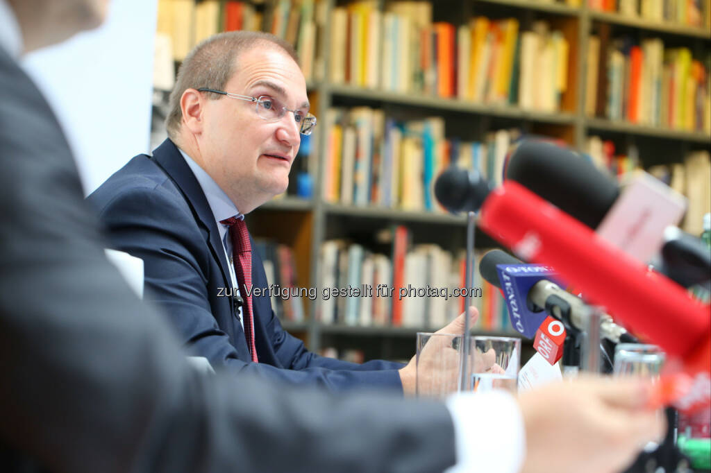 Andreas Segal (stv. CEO, CFO), © Buwog AG/APA-Fotoservice/Schedl (31.08.2016)