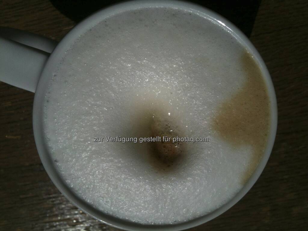 Kaffee: Michael Fischer am 10. April auf der Binder-HV, Alte Börse ... (25.04.2013) 
