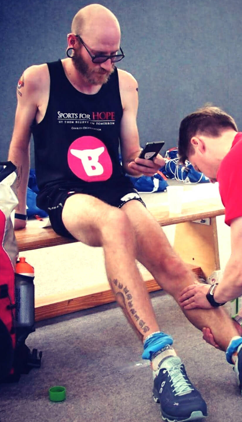 Tino Griesbach Runplugged Tattoo Handy gelesen