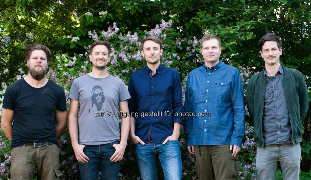 Florian Zachl, Tobias Zachl, Manuel Steinhuber, Thomas Treml und Stephan Rosinger (Gründer des Vereins Steyr-Werke) : Mini Maker Faire  - Das Kreativfestival mit Mitmachprogramm kommt erstmals nach Steyr : Fotocredit: Christoph Zachl (21.09.2016) 