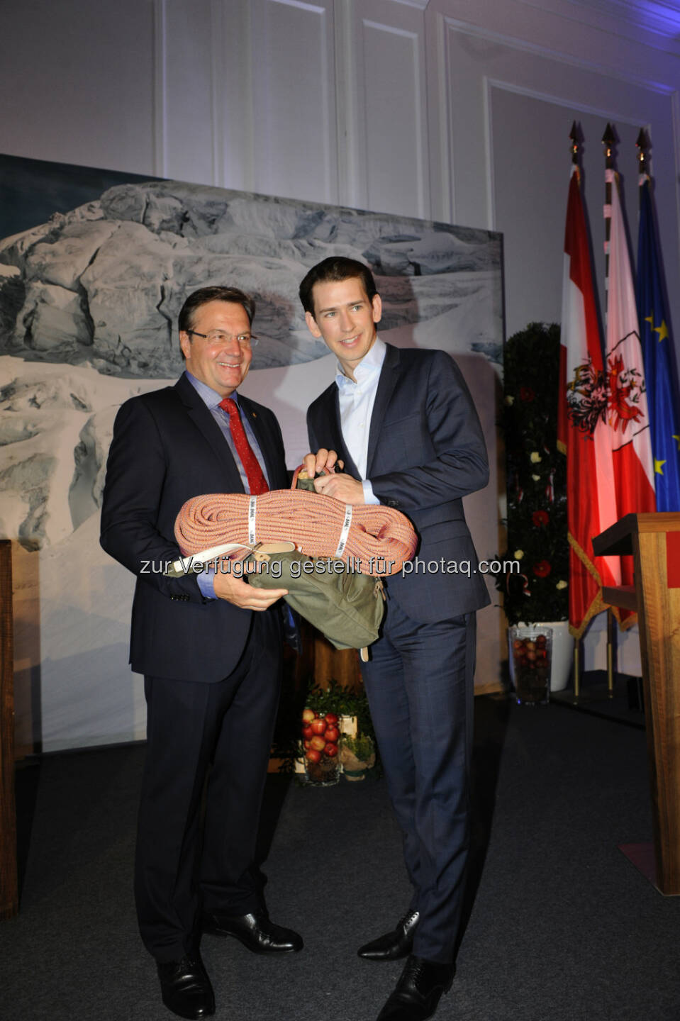 Günther Platter (LH Tirol), Sebastian Kurz (Außenminister) : Tiroler Landeshauptmannempfang : Fotocredit: e & k public relations/Tadros