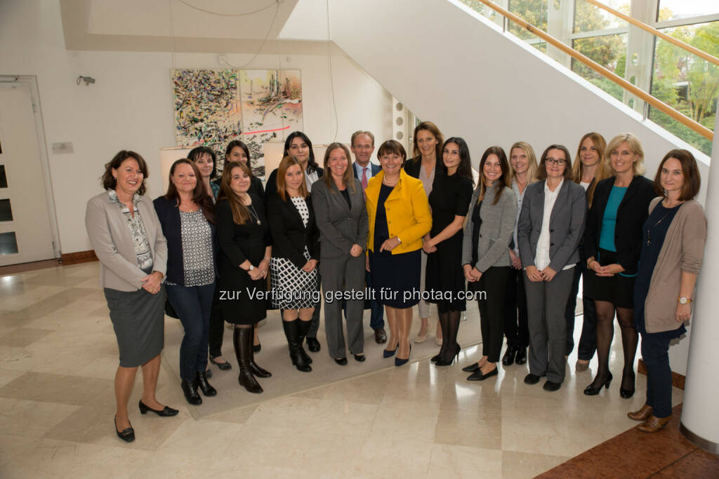 Herta Stockbauer eröffnete gestern das dritte Frauenkarriereprogramm der BKS Bank (C) Kärntenblitz), © Aussender (12.10.2016) 