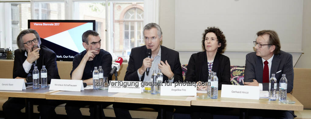 Gerald Bast (Rektor Universität für angewandte Kunst Wien), Nicolaus Schafhausen (Direktor Kunsthalle Wien), Christoph Thun-Hohenstein (Generaldirektor MAK, Leiter der Vienna Biennale 2017), Angelika Fitz (designierte Direktorin Architekturzentrum Wien), Gerhard Hirczi (GF Wirtschaftsagentur Wien) : Vienna Biennale 2017: Roboter. Arbeit. Unsere Zukunft : Fotocredit: Peter Kainz/MAK, © Aussendung (17.10.2016) 