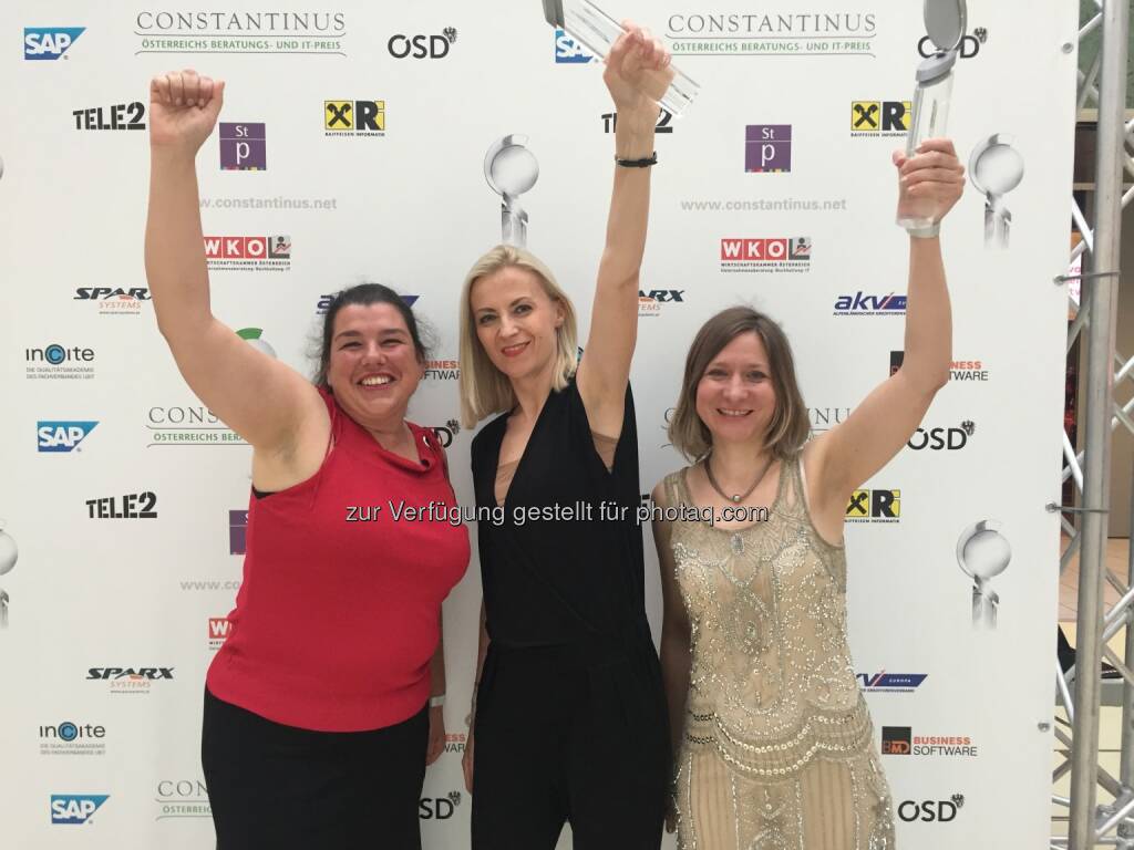 Manuela Grundner (murbit), Anita Jurina (Kastner & Öhler), Gudrun Jölller (FilmKulturKonzepte) : Lehrlingsentwicklung „Film ab...!“ zum Staatspreis Consulting nominiert : Fotocredit: Manuela Grundner/Ubit, © Aussendung (17.10.2016) 