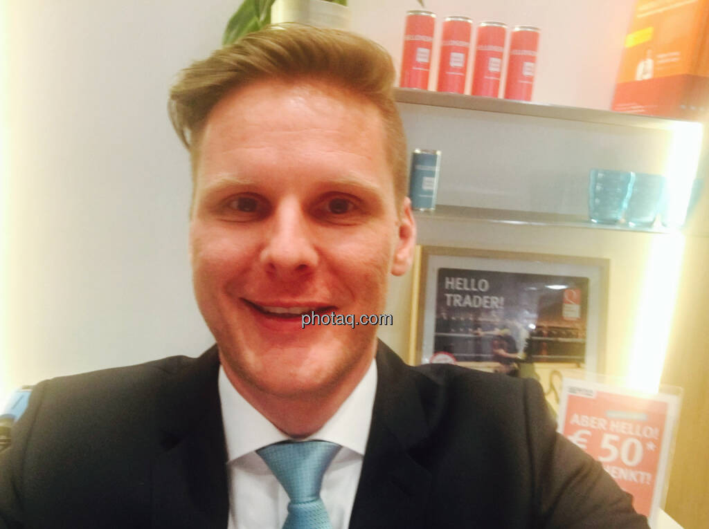 Selfie Florian Helmberger Hello Bank, © jeder selbst (20.10.2016) 