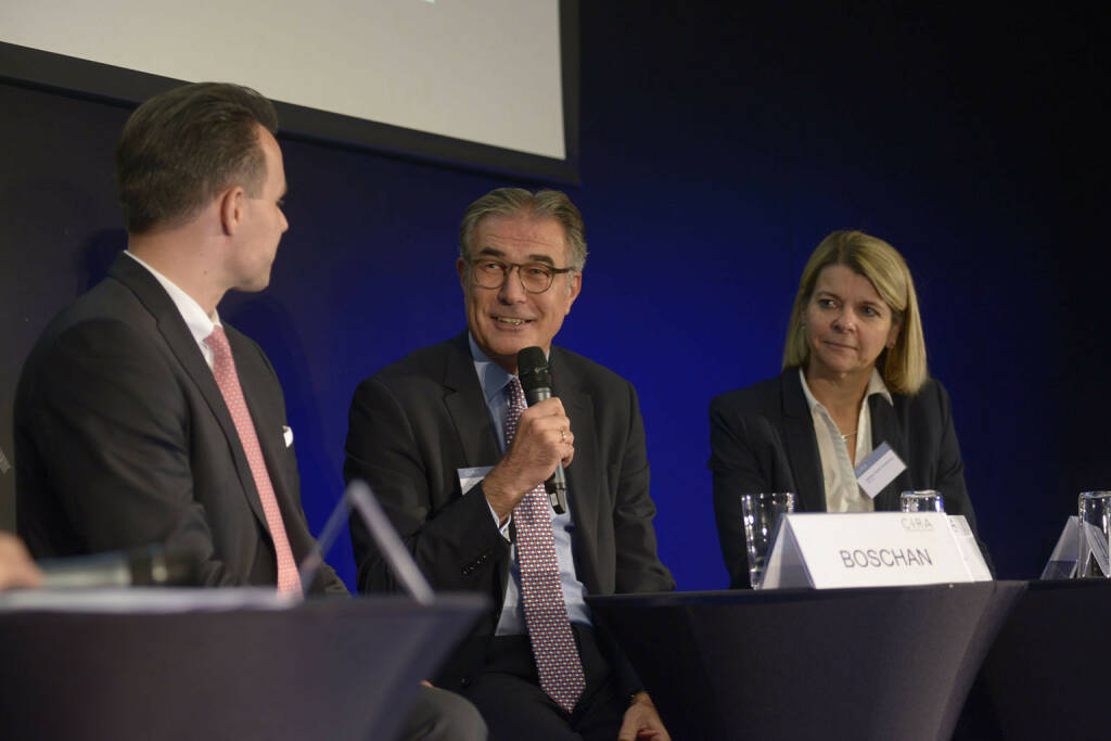 Christoph Boschan (Wiener Börse AG), Fritz Mostböck  (Erste Group Bank AG, ÖVFA), Barbara Potisk-Eibensteiner (RHI AG), © C.I.R.A./APA-Fotoservice/Bargad Fotograf/in: Nadine Bargad (23.10.2016) 