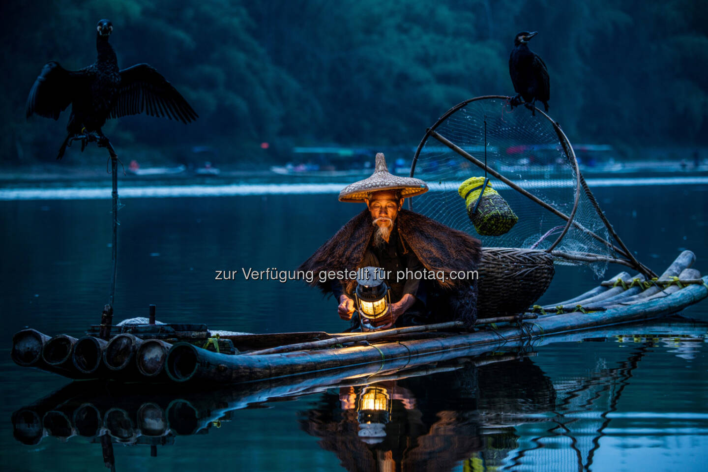 Fishing in Lijiang River (China) : Lange Nacht in der Hartlauer Fotogalerie am 4. November 2016 : Fotocredit: Xi Guan