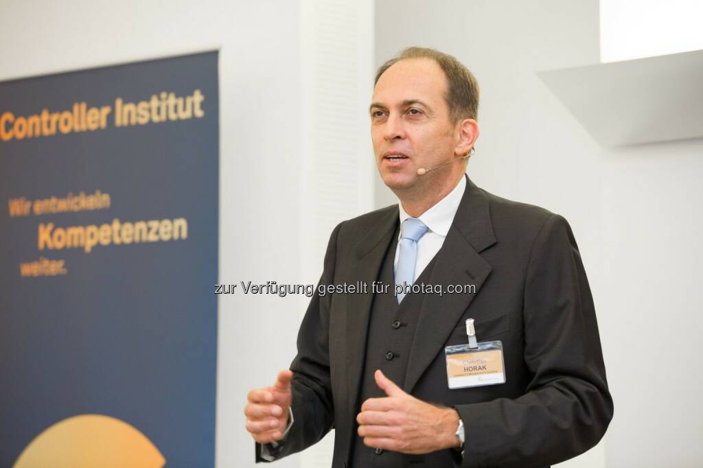 Christian Horak (Fachlicher Leiter des Kongresses und Partner Contrast EY Management Consulting) : 23. NPO-Kongress - Digitalisierung: Wunschtraum oder Albtraum? Fotocredit: Controller Institut/APA-Fotoservice/Juhasz (25.10.2016) 