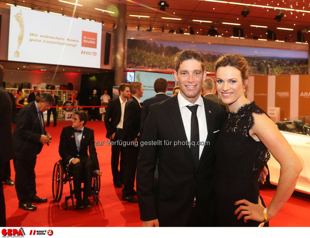 Benjamin and Marlies Raich Photo: GEPA pictures/ Hans Oberlaender (28.10.2016) 