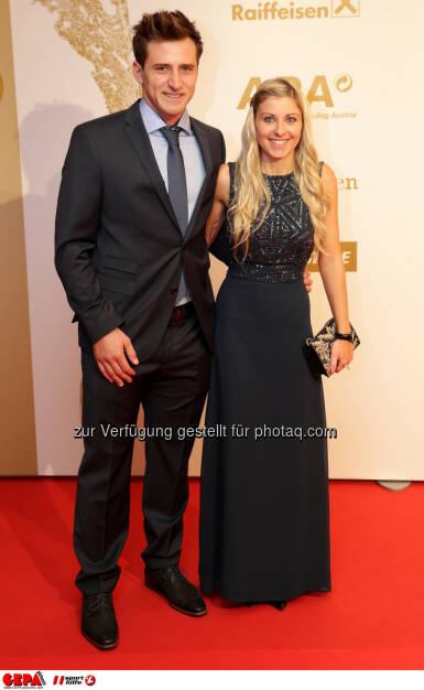 Matthias Mayer (AUT) and his girlfriend Photo: GEPA pictures/ Walter Luger (28.10.2016) 