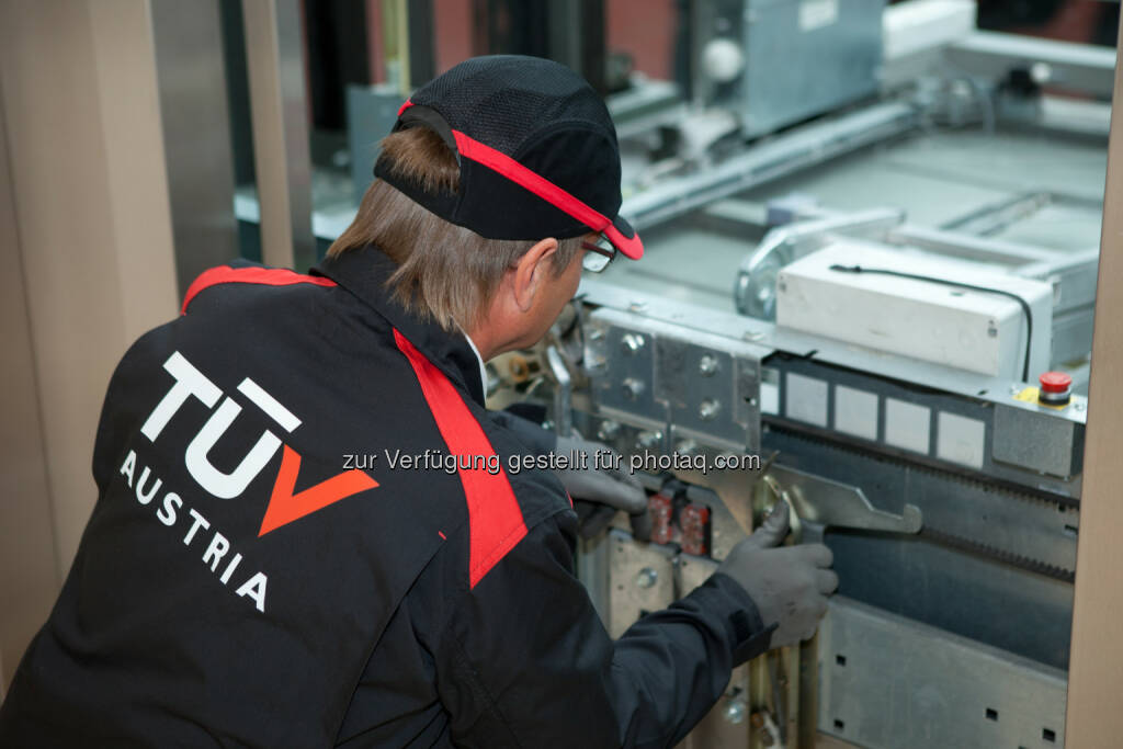 TÜV AUSTRIA: 6,5 Milliarden Aufzugs-Fahrten in Österreich pro Jahr (Fotograf: Gerhard Zahalka, www.standlaufbild.at), © Aussendung (15.11.2016) 