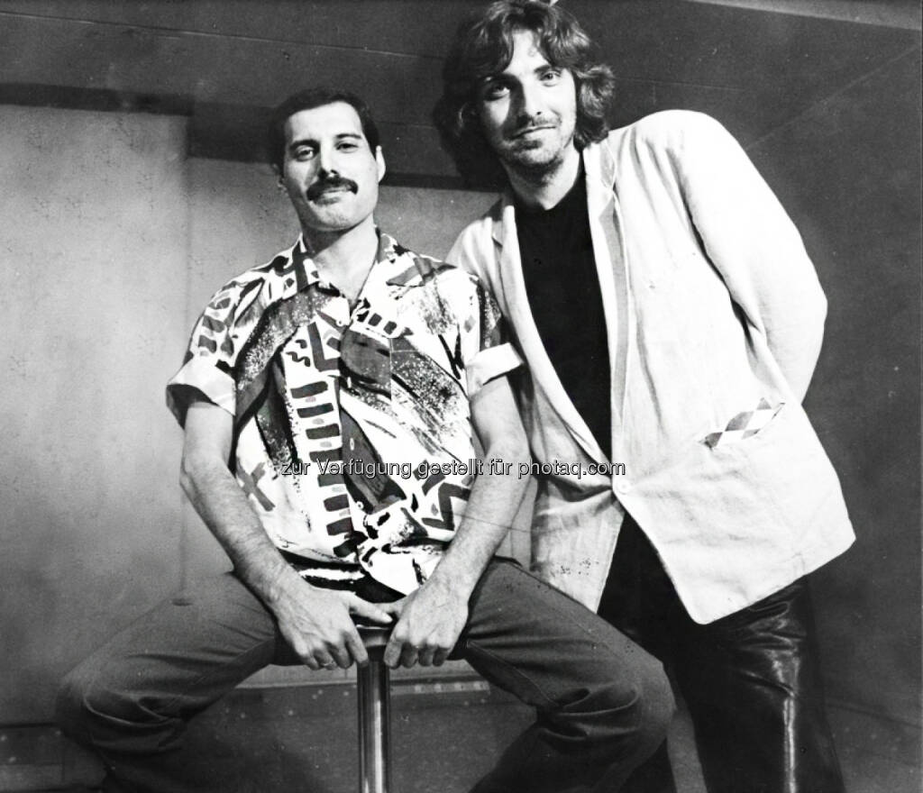 Freddie Mercury und Rudi Dolezal - ServusTV: The Show must go on! Das Queen-Special zum 25. Todestag von Freddie Mercury (Fotograf: Dolezal - Fotocredit:DoRo GmbH, © Aussender (23.11.2016) 