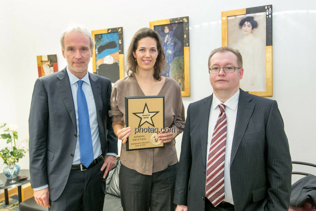 Christian Drastil (BSN), Christine Reitsamer (Baader Bank), Gregor Rosinger (Rosinger Group) für http://www.boerse-social.com/hall-of-fame, © Martina Draper/photaq (27.11.2016) 