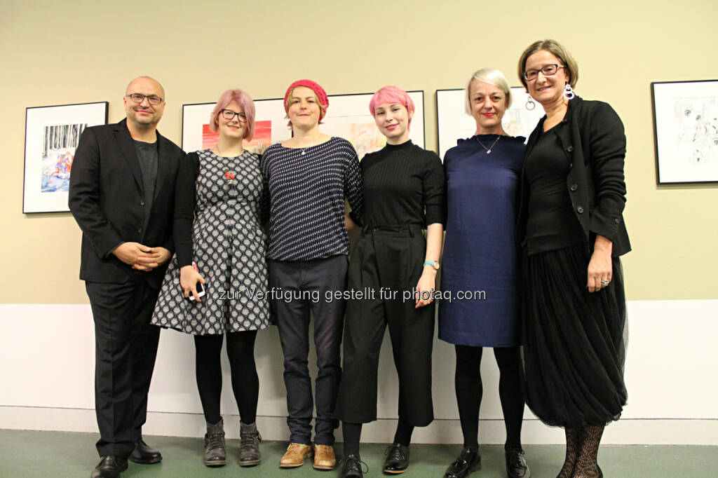 Gottfried Gusenbauer, Melanie Schober, Tina Brenneisen, Inga Steinmetz, Sabine Güldenfuß, Johanna Mikl-Leitner - Karikaturmuseum Krems: KARIKATURMUSEUM KREMS: RUDI KLEIN UND NACHWUCHSZEICHNERINNEN AUS ARTIST-IN-RESIDENCE (Fotograf: Martina Hackel, Fotocredit: Karikaturmuseum Krems), © Aussendung (28.11.2016) 