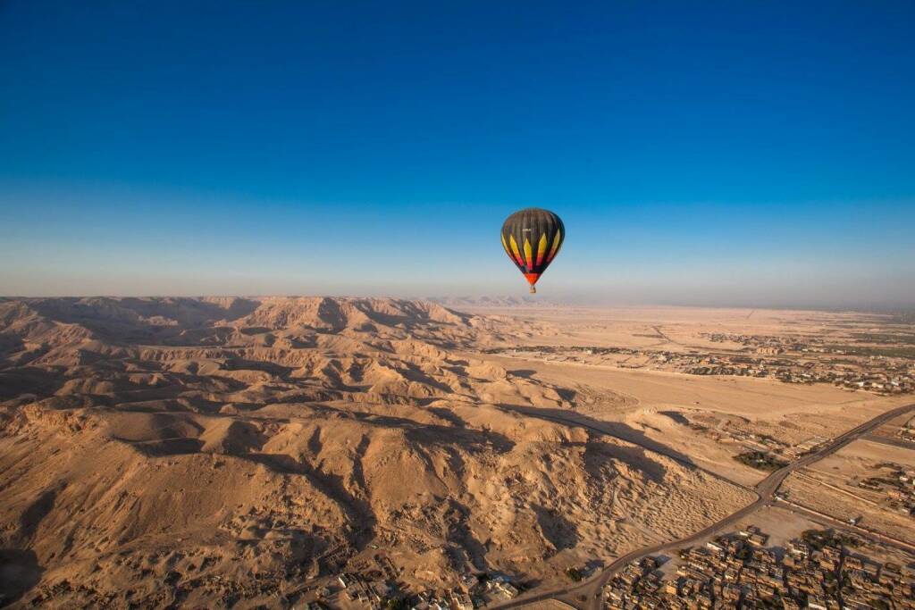 Ballon Luft steigt Ägypten, © Dirk Herrmann (13.12.2016) 
