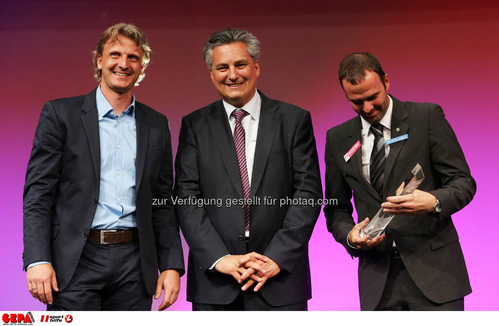 Markus Schopp (SK Sturm Graz), Hubert Patterer (Kleine Zeitung) und Mario Haas (SK Sturm Graz), Foto: GEPA pictures/ Markus Oberlaender (08.05.2013) 