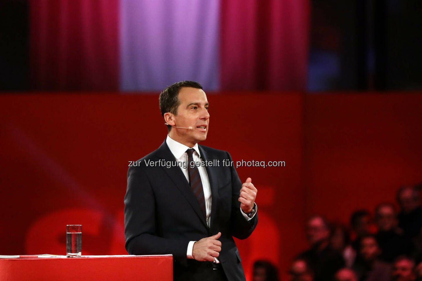 Rede von Christian Kern (SPÖ) in der Messehalle in Wels (Bild: SPÖ)