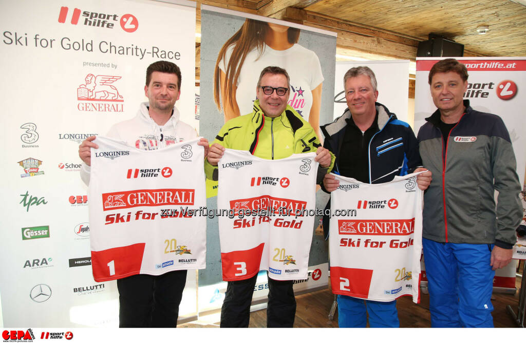 Ski for Gold Charity Race. Image shows Andre Bindlechner, Markus Murgg, Wolfgang Gratzer and managing director Harald Bauer (Sporthilfe). Photo: GEPA pictures/ Harald Steiner (26.01.2017) 