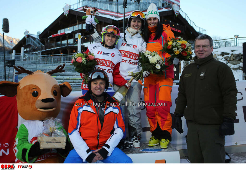 Ski for Gold Charity Race. Image shows maskot Luis, managing director Harald Bauer (Sporthilfe), Ricarda Huber, Brigitte Kliment-Obermoser and Daniela Schuster. Keywords: Special Olympics World Winter Games, SOWWG Austria 2017 preview. Photo: GEPA pictures/ Daniel Goetzhaber (26.01.2017) 