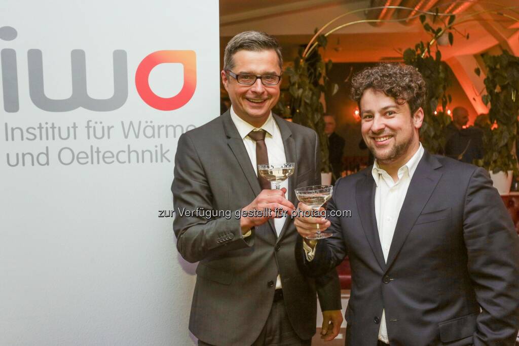 Geschäftsführer Martin Reichard und Vorstandsvorsitzender Fabian Handte: Institut für Wärme und Oeltechnik: IWO-Neujahrs-Cocktail: Energiebranche feierte Jahresauftakt (C) IWO Österreich /APA-Fotoservice/Tanzer
, © Aussender (27.01.2017) 