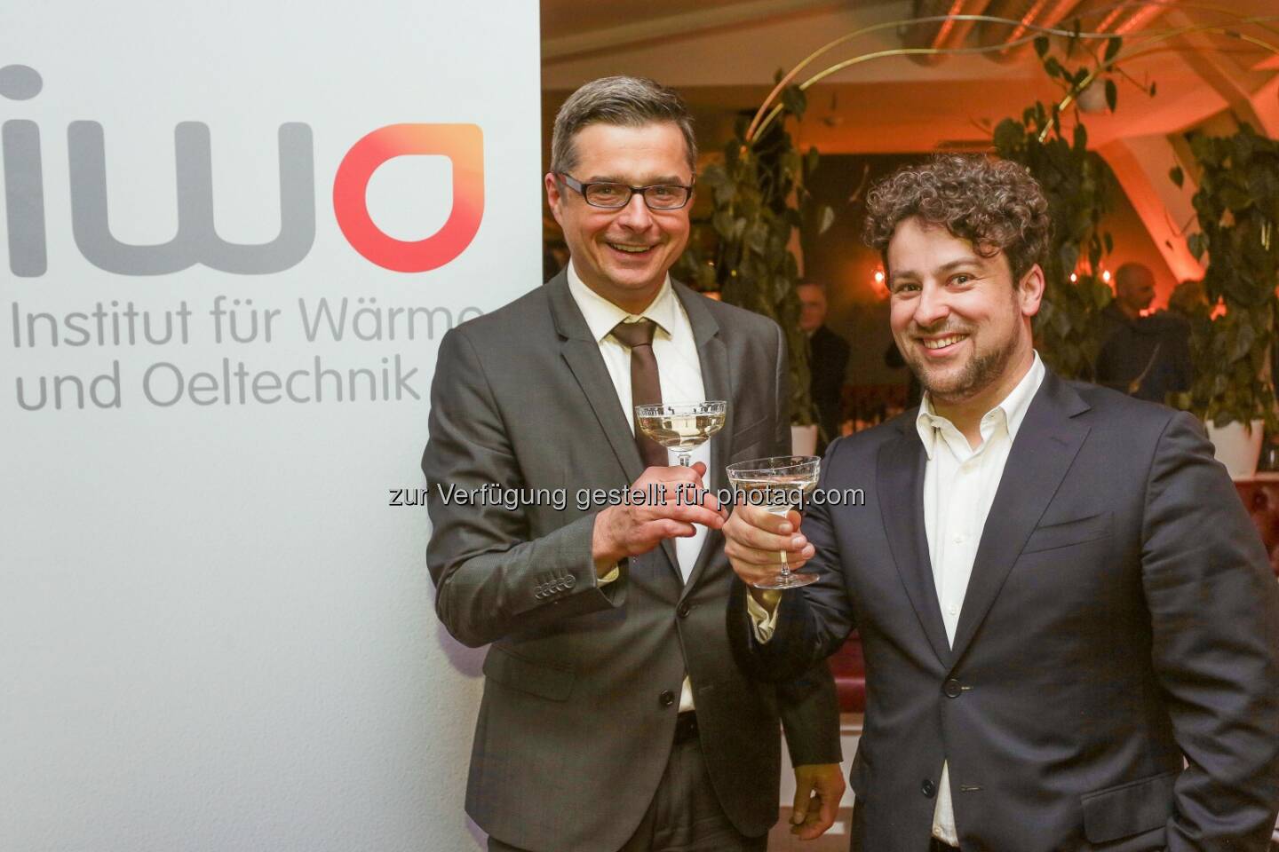 Geschäftsführer Martin Reichard und Vorstandsvorsitzender Fabian Handte: Institut für Wärme und Oeltechnik: IWO-Neujahrs-Cocktail: Energiebranche feierte Jahresauftakt (C) IWO Österreich /APA-Fotoservice/Tanzer