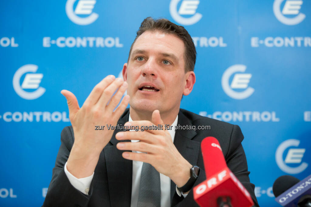 Energiearme Haushalte haben einen deutlich höheren Energieverbrauch, höhere Energiekosten als Durchschnittshaushalte und sie heizen öfter mit Öl“, so Konrad Pesendorfer, Generaldirektor der Statistik Austria. - Energie-Control Austria: E-Control und Statistik Austria: Energiearme geben beinahe jeden vierten Euro für Energie aus (Fotocredit:E-Control, Anna Rauchenberger), © Aussender (02.02.2017) 