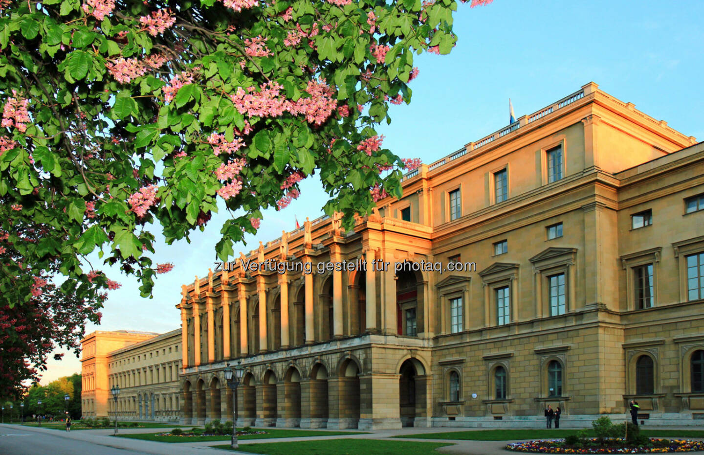 Residenz Festsaalbau im Frühlingslicht - München Tourismus: München im Licht, München im Frühling (Fotocredit: München Tourismus)