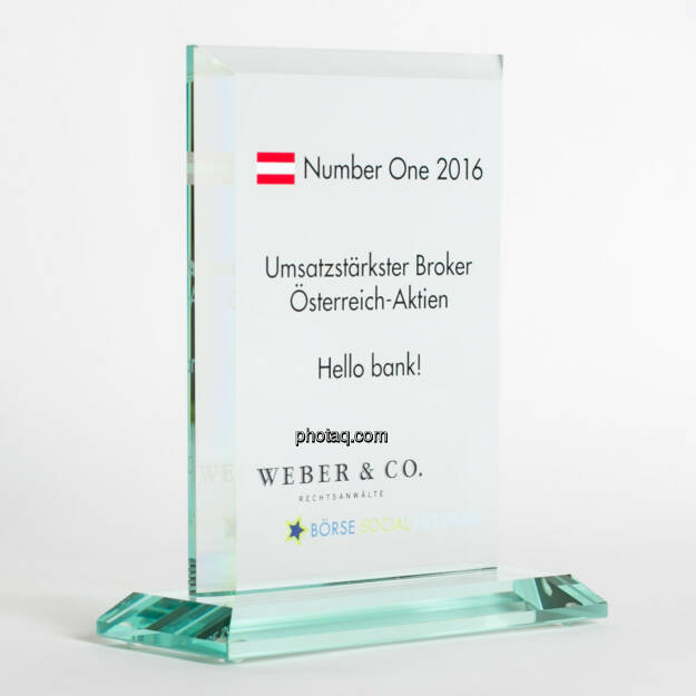 Number One Awards 2016 - Umsatzstärkster Broker Österreich-Aktien Hello bank!, © photaq/Martina Draper (13.02.2017) 