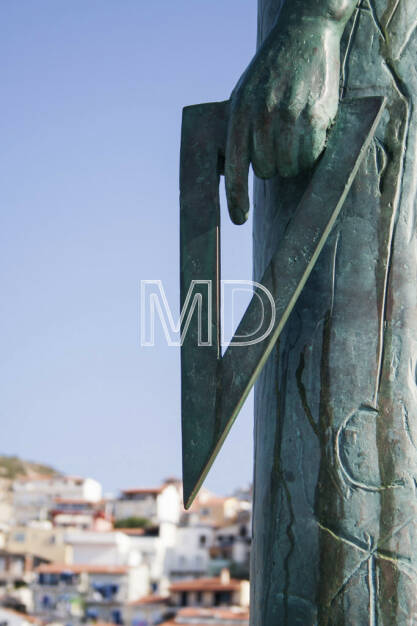 Statue des Pythagoras, Dreieck, © Martina Draper (12.05.2013) 