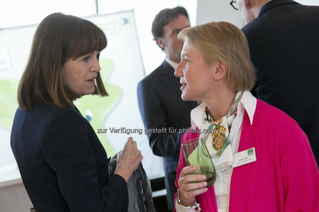 Birgit Kuras (Wiener Börse), Heike Arbter (RCB), © Martina Draper für BE / finanzmarktfoto.at (14.05.2013) 