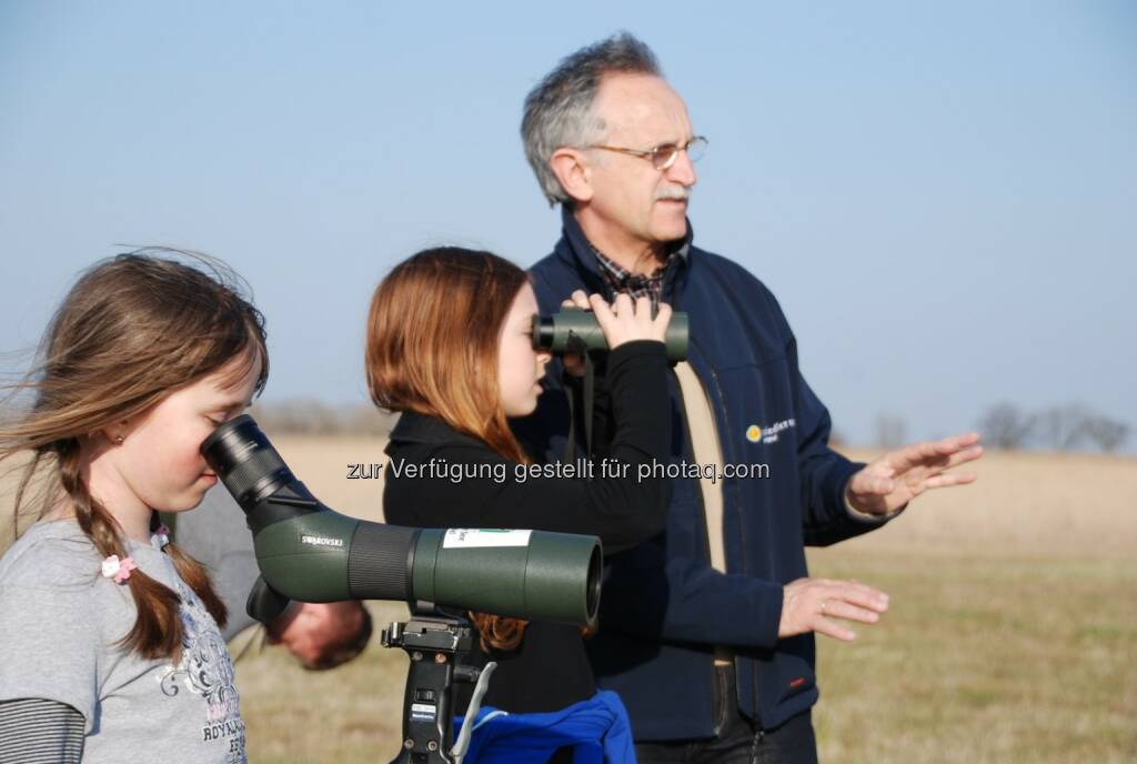 Natur als Abenteuer im Nationalpark Neusiedler See-Seewinkel: Alois Lang macht mit seinen Beobachtungen schon den Frühling spannend! - Neusiedler See Tourismus GmbH: Neusiedler See: Wo der Frühling zuerst erwacht! (Fotocredit: APa/NTG), © Aussender (27.02.2017) 