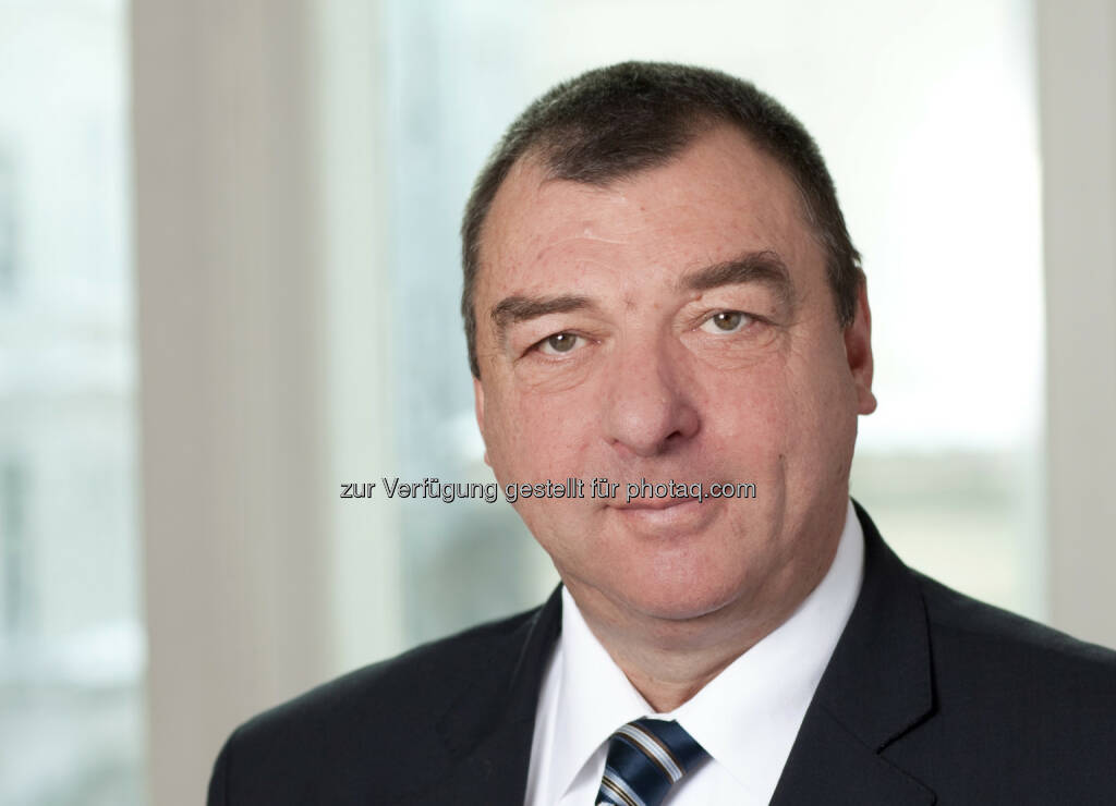 Prof. Dr. Walter Bornett, Direktor der KMU Forschung Austria - KMU Forschung Austria: Auszeichnung für Walter Bornett (Fotocredit: feel image, Wien 2010), © Aussender (13.03.2017) 