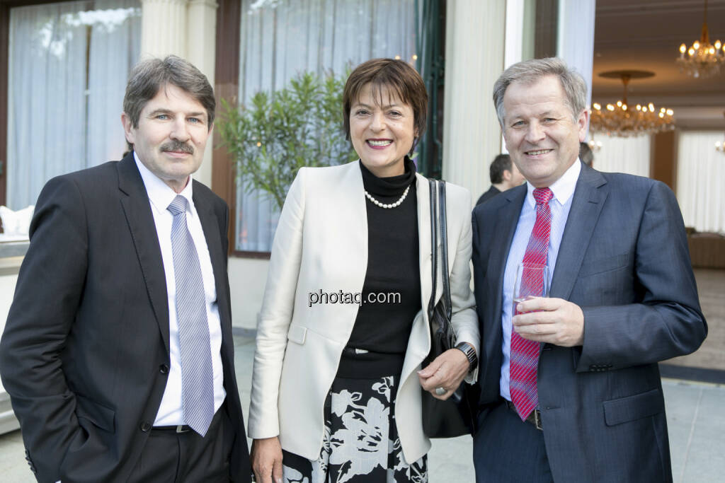 Ernst Vejdovszky (S Immo), Elisabeth Hammerbacher (UniCredit), Eduard Zehetner (Immofinanz), © finanzmarktfoto/Martina Draper (15.05.2013) 