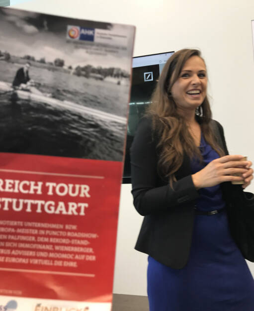 Christin Rölz mit dem Mini-  http://www.boerse-social.com/magazine , beigelegt bei http://markteinblicke.de #invest2017 (09.04.2017)