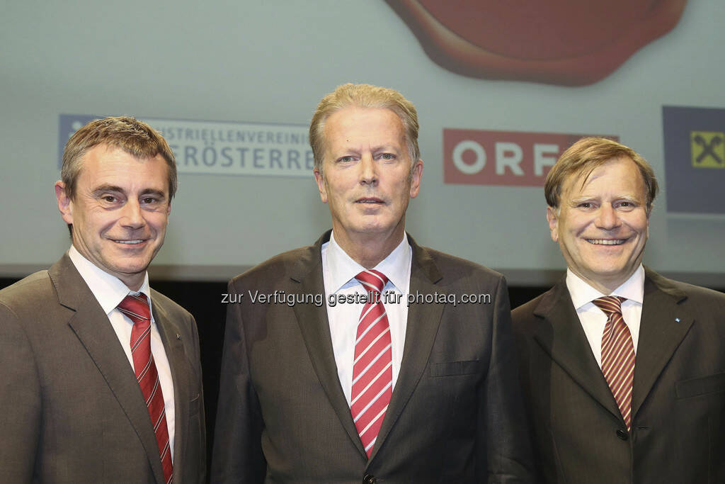 Heinrich Schaller (Raiffeisenlandesbank OÖ-Generaldirektor), Reinhold Mitterlehner (Wirtschaftsminister), Klaus Pöttinger (Präsident der Industriellenvereinigung OÖ), (Foto: RLB OÖ/Strobl), © RLB OÖ/Strobl (15.05.2013) 